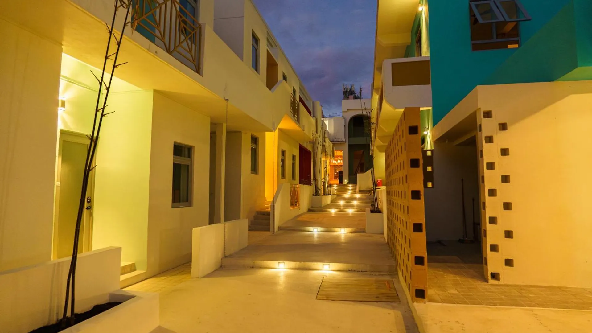 Romeo Hotel Lgbtq San Juan 3*,